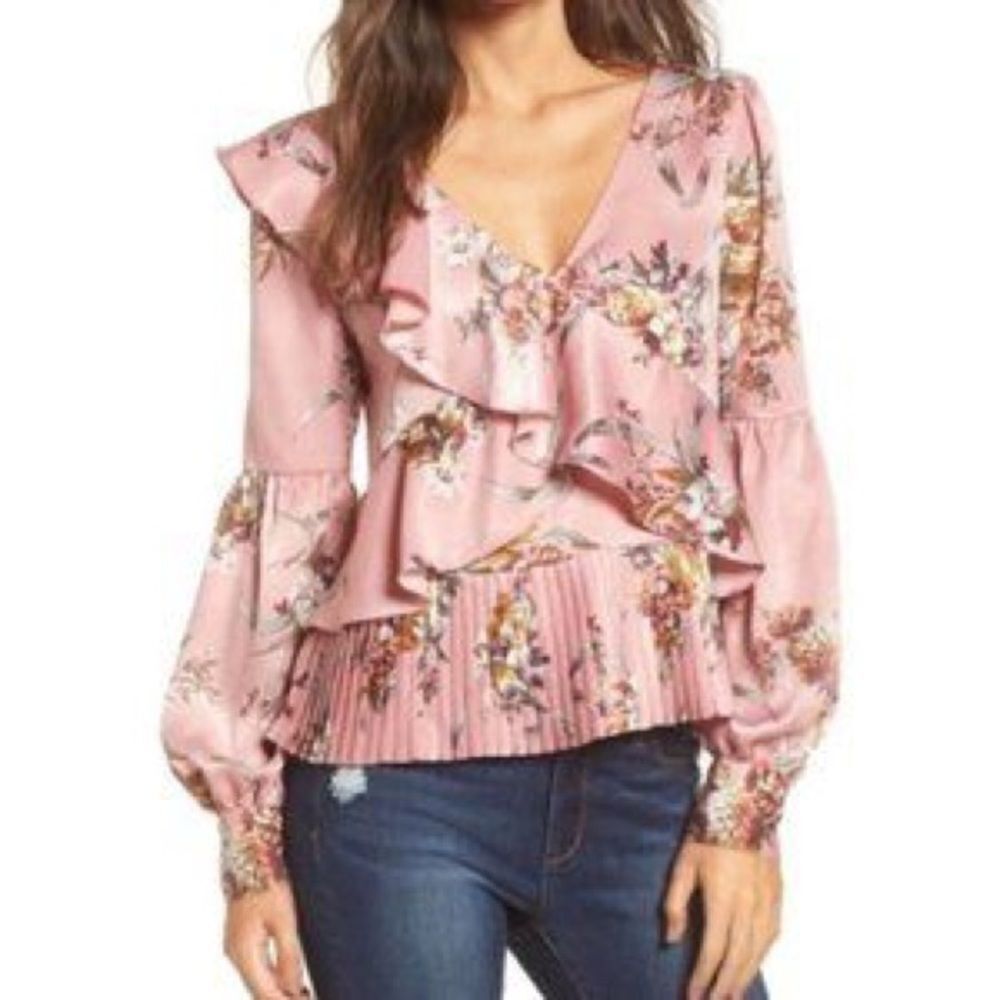 LEITH pink floral satin surplice pleated blouse with statement‎ sleeves